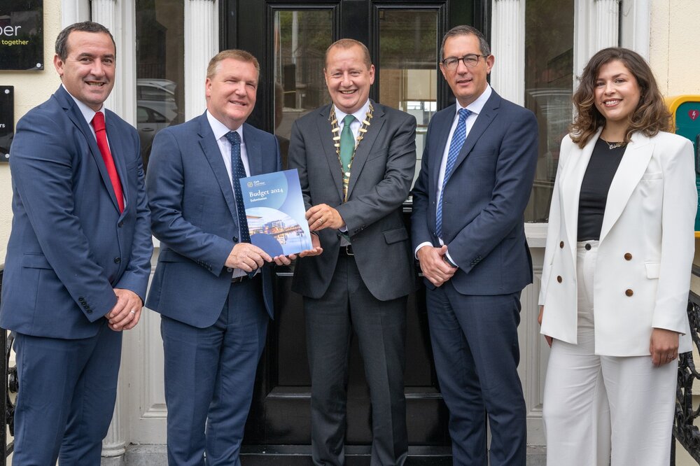 Cork Chamber Budget Committee Chair Seamus Downey, EY; Minister for Finance Michael McGrath; Cork Chamber President Ronan Murray, Conor Healy CEO and Ashley Amato, Public Affairs at Cork Chamber.